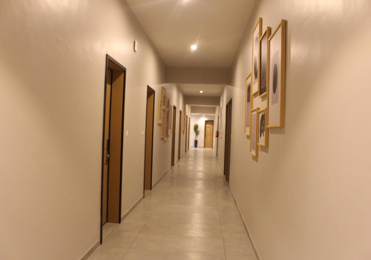 Ixoras Hotel Lemba Kinshasa Eksteriør billede