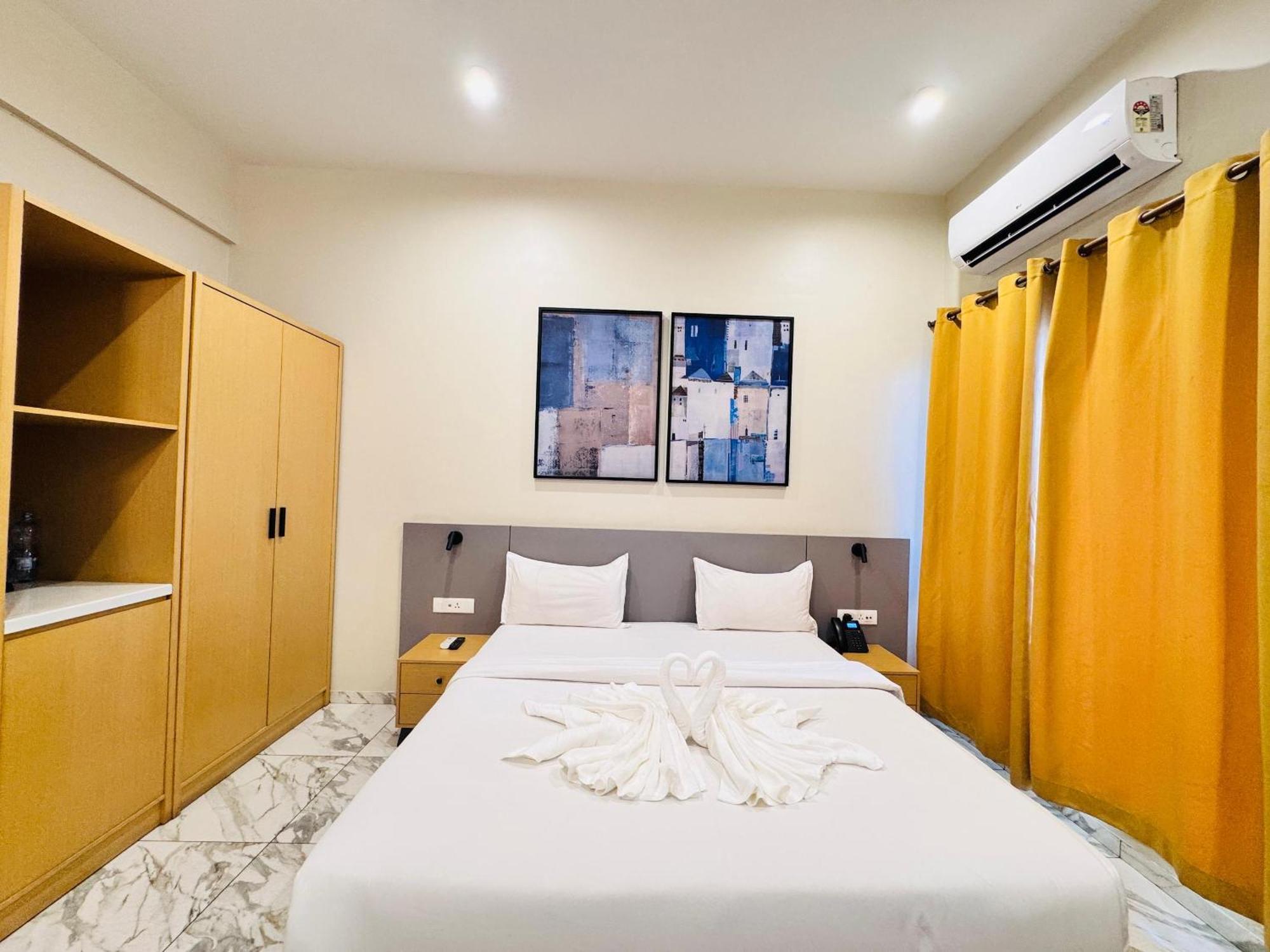 Ixoras Hotel Lemba Kinshasa Eksteriør billede